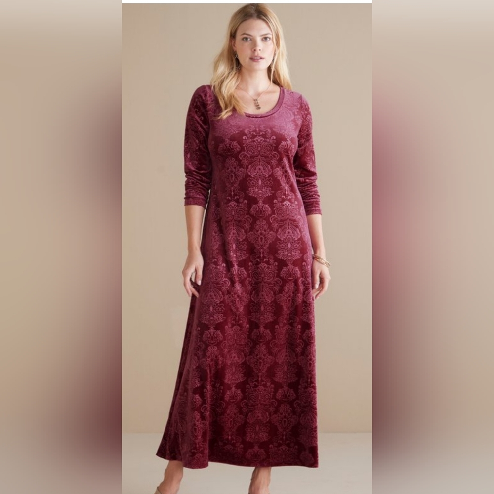 Santiago Embossed velvet dress